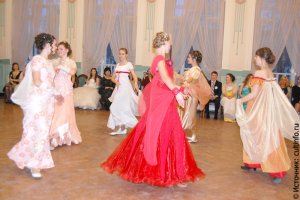 Рождественский бал в областной библиотеке. 2013 год