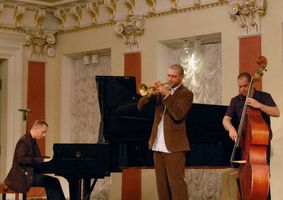 В областной филармонии прошел джазовый вечер «Польский драйв» и открылась выставка Василия Птюхина «Ветер странствий»