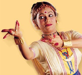 В областной филармонии выступит танцевальная группа Аниты Шарма из Индии