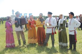 Фольклорный праздник «Лён, мой лён» в деревне Иванково Шекснинского района