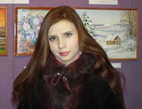 В Устюженском краеведческом музее открылась выставка самодеятельного художника Марии Уваркиной «Я рисую!»