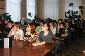 В областной детской библиотеке состоялся литературно-поэтический вечер «Привет, Россия – родина моя!»