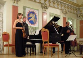 В Вологодской областной филармонии состоялся концерт «Путешествие «Северных цветов»