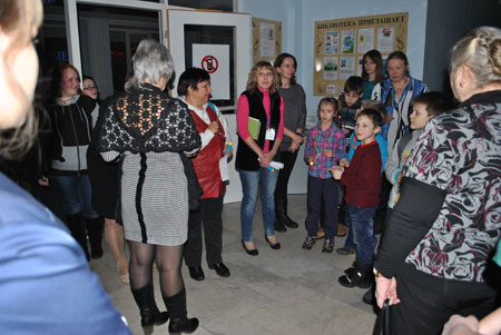 Центральная городская библиотека имени Верещагина в Череповце отметила свой день рождения, затушив свечи и погрузившись в сумерки