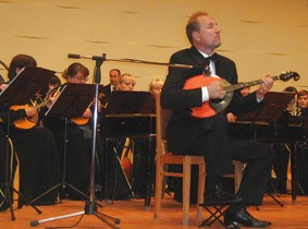 В музыкальном колледже выступил Губернаторский оркестр русских народных инструментов