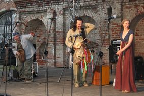 С программой «Новое дыхание традиций» в Вологодском кремле выступили музыканты движения «Этносфера»