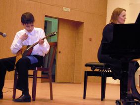 В зале Вологодского музыкального колледжа состоялся отчетный концерт Детской музыкальной школы № 1
