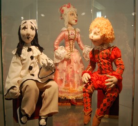 В художественном отделе Вологодского кремля откроется выставка «Ее величество кукла»