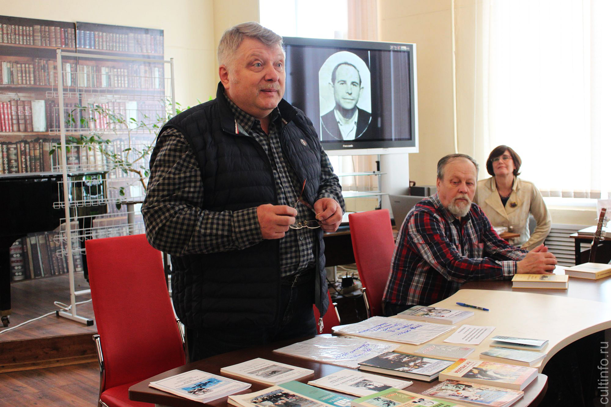 Презентация книг на фестивале «Рубцовская осень»
