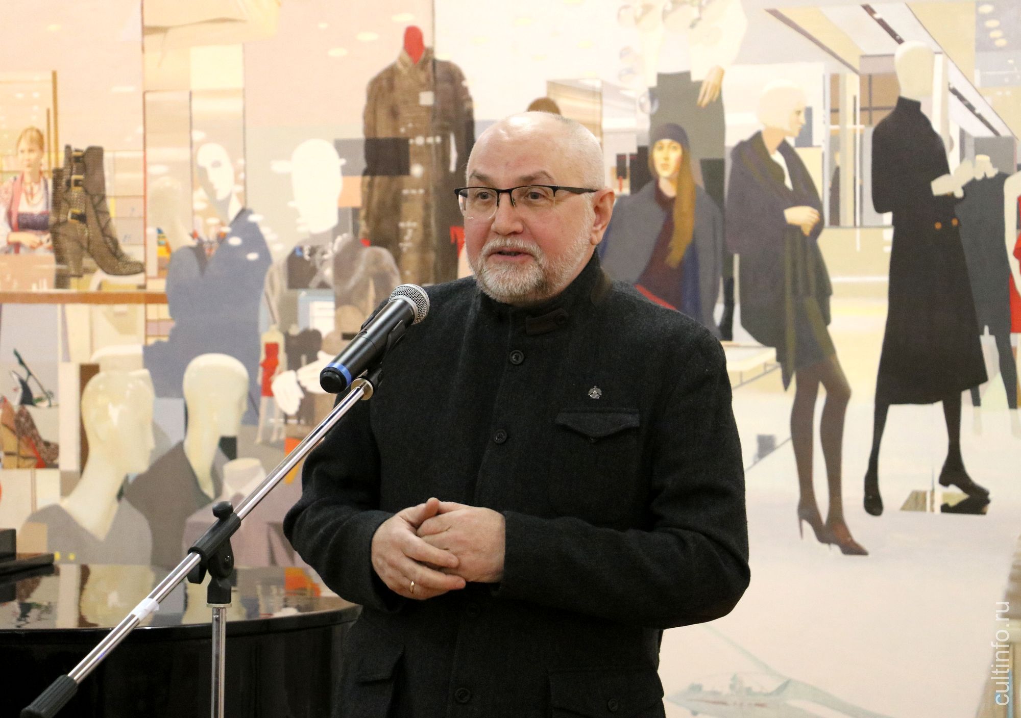 Заслуженный художник России, член-корреспондент Российской академии художеств Юрий Воронов