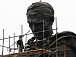 Монтаж памятника советскому солдату Ржевского мемориала. Декабрь 2019 года