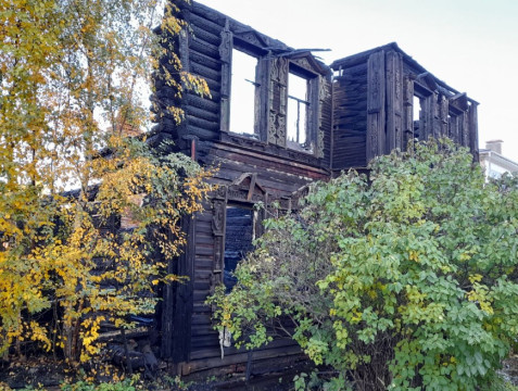 В Вологде сгорел дом Шахова, памятник деревянной архитектуры