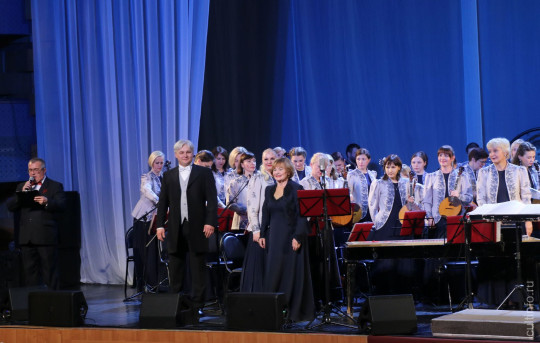 Большой концерт с участием ведущих коллективов областной филармонии стал завершающим аккордом «Рубцовской осени»