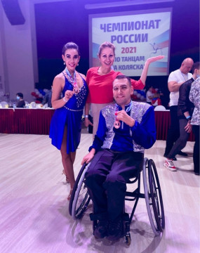 Череповчане привезли пять наград с Чемпионата России по танцам на колясках