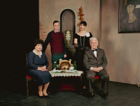 «Главней всего погода в доме»: на сцене Вологодского драматического театра состоялась премьера спектакля «Рождество для Купьелло»