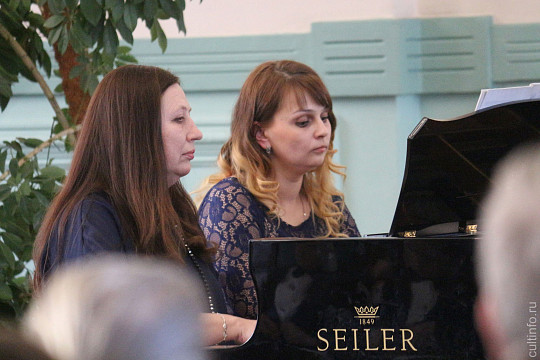 Фортепианный дуэт Ирины Кокиной и Ольги Селезневой выступит в Доме Корбакова