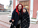 Наталья Алексеева с директором «Теремка» Еленой Бухариной на крыльце театра