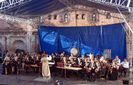 Концерт Губернаторского оркестра русских народных инструментов в рамках «Лета в Кремле» - 2013
