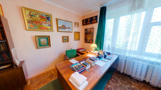 Музей-квартира Василия Белова приглашает на экскурсию по новой выставке и дому писателя