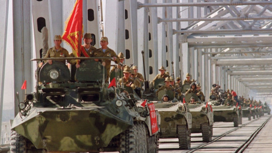 15 февраля 1989 года завершился вывод войск СССР из Афганистана