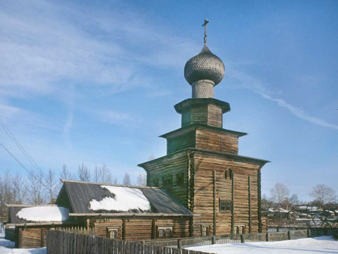 Историк Уильям Брумфилд обеспокоен судьбой деревянной церкви Ильи Пророка в Белозерске