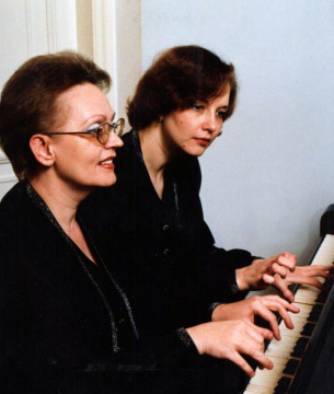 Фортепианный дуэт Ирина Богомолова – Наталия Жукова выступит в Вологодской филармонии