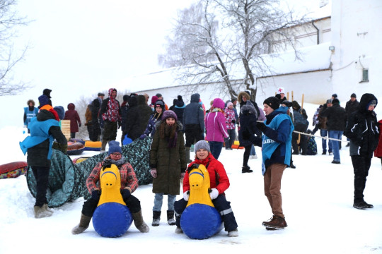 «Зимние забавы» в Ферапонтове собрали несколько сотен гостей