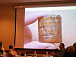 Игорь Кукушкин рассказывает участникам конференции о первой вологодской берестяной грамоте. Фото starcheolog.livejournal.com/114658.html