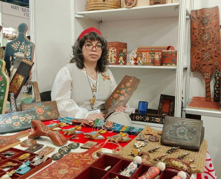 Вологодские мастера представляют свои изделия на выставке «Ладья» в Москве