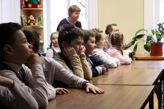 Более 250  работ поступило на конкурсы детского областного краеведческого фестиваля «Вологодская осень»