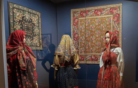 О платках и шалях расскажут на лекции в художественном отделе Вологодского музея-заповедника