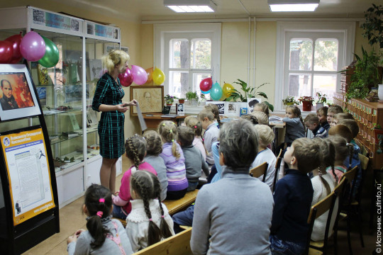 Областная детская библиотека к новому учебному году подготовила занятия для организованных групп детей