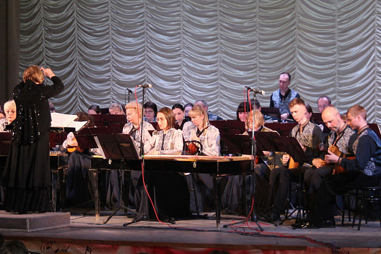 «Культурный экспресс» привез в Шексну Губернаторский оркестр народных инструментов 