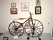 Велосипед-костотряс, изготовленный во Франции в 1869 году. Андрей Мятиев говорит, что это самый старый велосипед в России