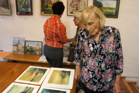 Московские художники подарили свои работы кирилловчанам