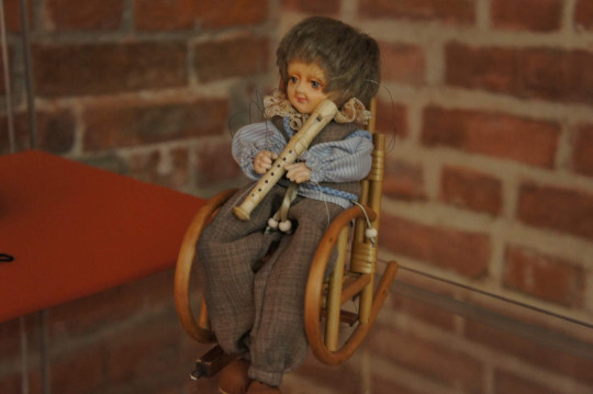 На выставке «Окарина – глиняная флейта» в Кирилло-Белозерском музее показана коллекция народного мастера Марины Васильевой 