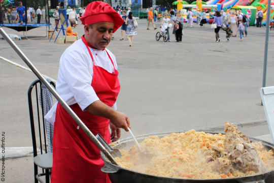 В День города в Вологде пройдет «Самоварфест» и фестиваль «Единство»