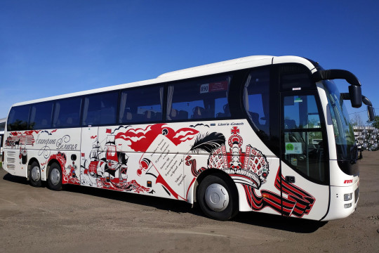 Вологжан приглашают на бесплатную экскурсию на автобусах, названных в честь российских монархов 