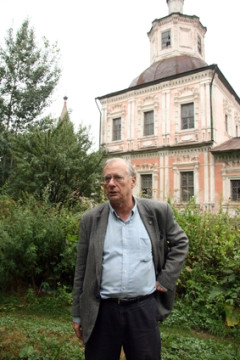 Американский исследователь русской архитектуры Уильям Брумфилд рассказал областной газете «Красный Север» о своих книгах