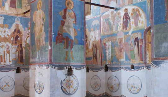 Об особенностях декора нижней пространственной зоны собора Рождества Богородицы рассказывает Ольга Силина