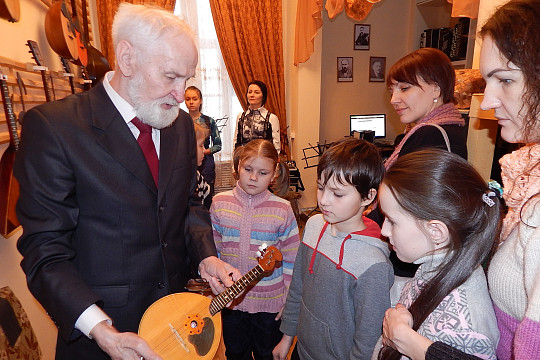 «Во славу русской балалайки»: фестиваль инструментального искусства пройдет в Вологодском районе