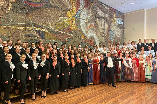 Сводный хор областного колледжа искусств представил Вологодчину во Всероссийской акции по исполнению гимна страны