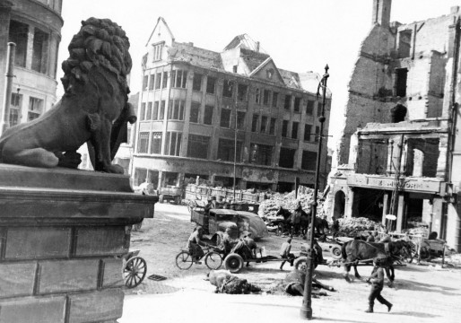 Памятная дата военной истории России: 9 апреля  1945 года войска маршала Василевского взяли штурмом Кёнигсберг