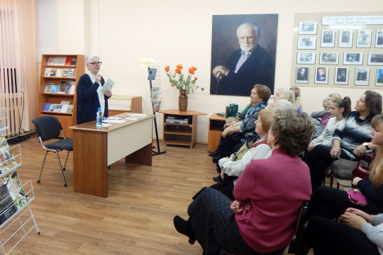 Писательница Татьяна Андреева рассказала читателям Центра В. Белова о своих книгах «Прощай, XX век» и «Вологодская бывальщина»