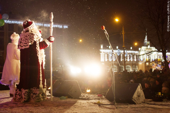 Дед Мороз зажжет огни на центральной елке Вологды