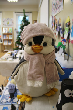 Более тысячи «забавных пингвинов» поселилось в областной детской библиотеке