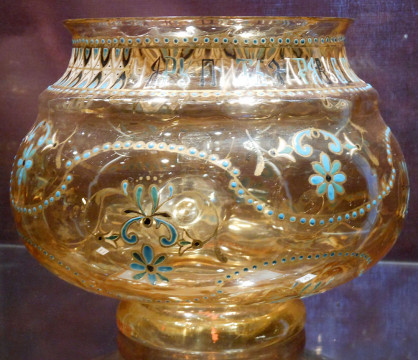 «Магия стекла» царит в залах Устюженского краеведческого музея
