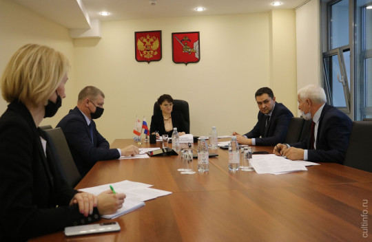 Итоги прошедших Беловских чтений и планы юбилейного форума 2022 года обсудили на оргкомитете в Правительстве области