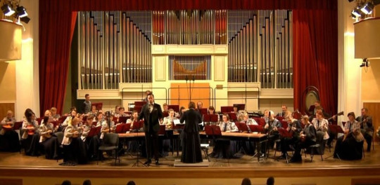 Губернаторский оркестр народных инструментов проехал с гастролями по городам вдоль Волги