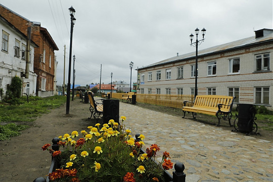 Комфортную прогулочную зону в стиле XIX века обустроили в селе Устье